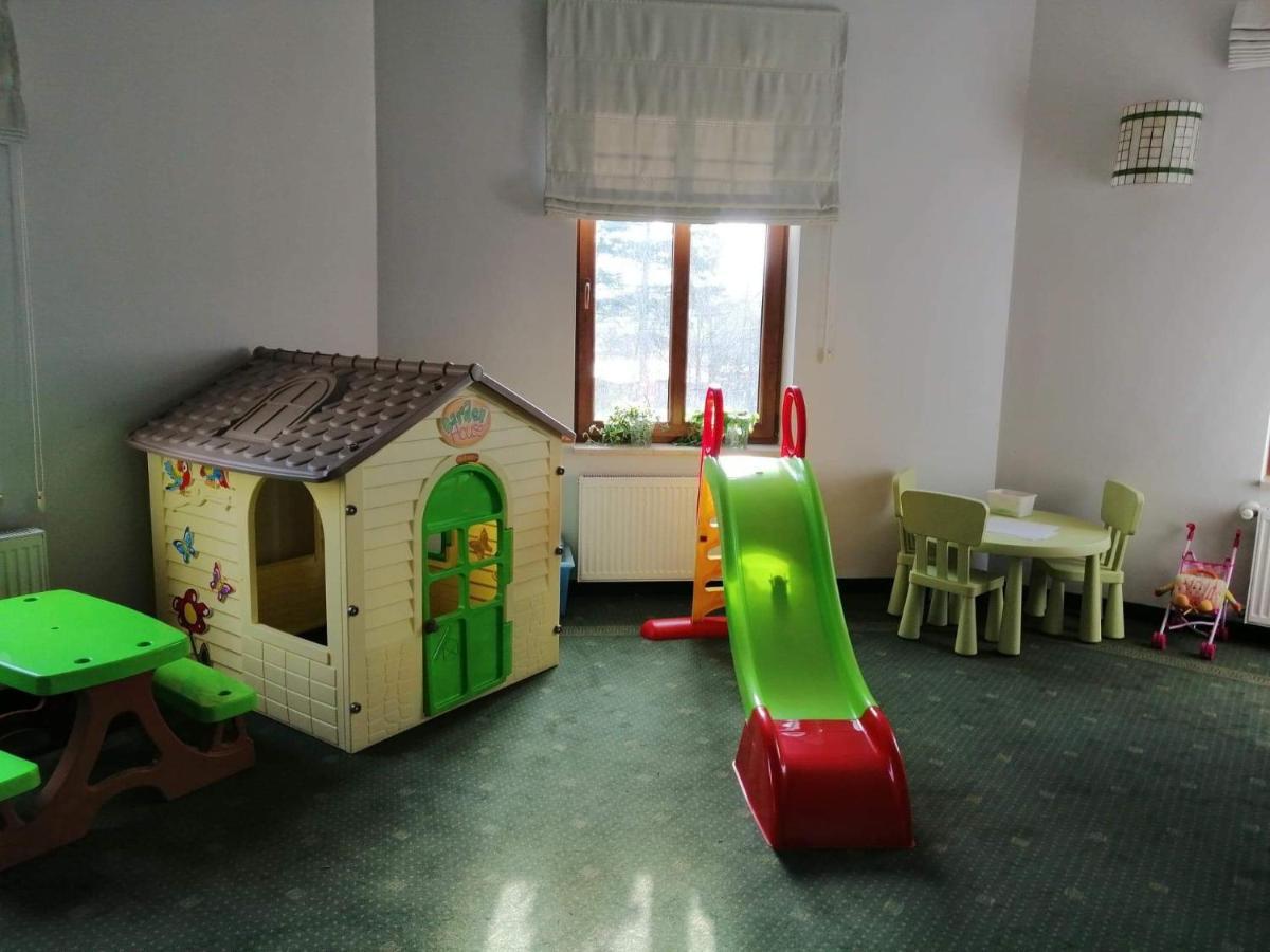 Willa Pod Gwiazdami & Spa Kudowa-Zdrój Buitenkant foto